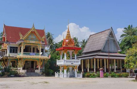 Wat Na Phra Lan