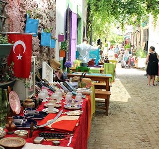 Ayvalik Bit Pazari