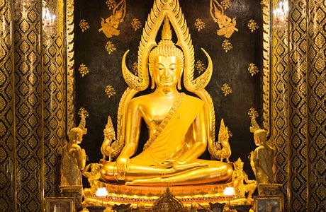 Phra Si Ratana Temple (Wat Yai)