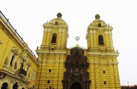 Museo Convento San Francisco y Catacumbas