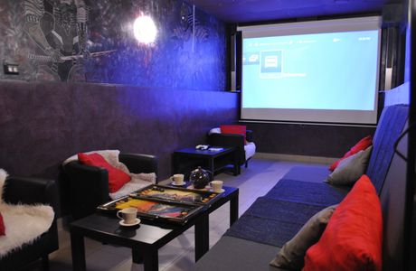 Movie Cafe Chillout Cinema