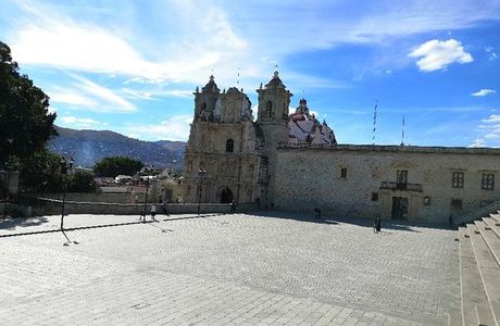 Basilica de Nuestra Senora de la Soledad
