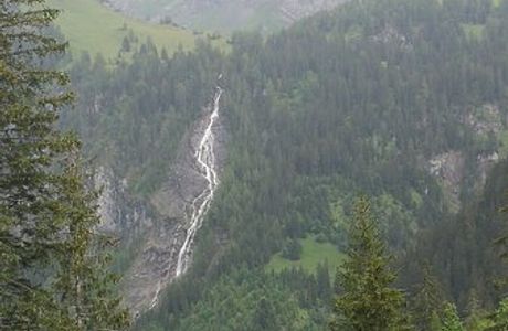 Lauenensee Loop Trail