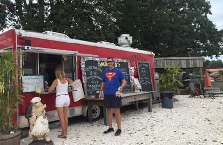 Dawn's Country Market