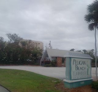 Pelican Beach Park