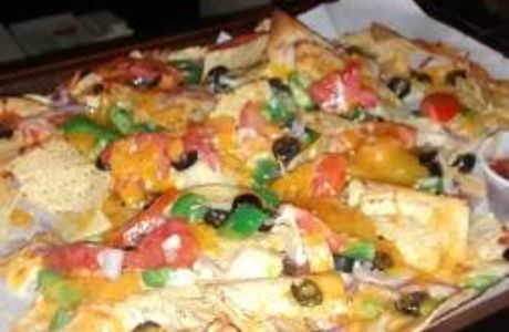 The Hood Bar & Pizza