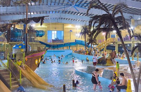 H2Oasis Indoor Waterpark