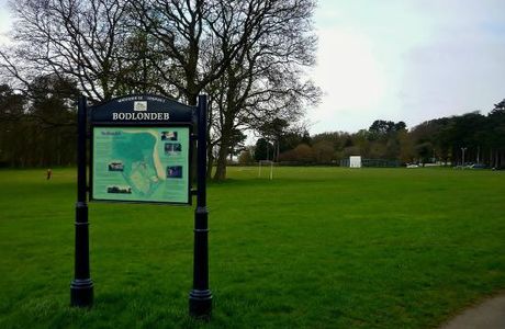 Bodlondeb Park