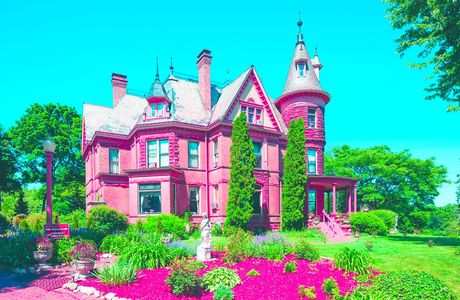 The Henderson Castle