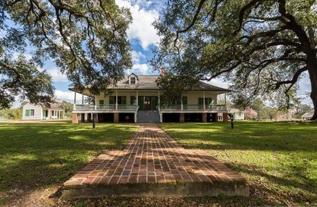 Magnolia Mound Plantation