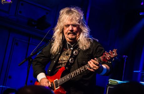 MollyS Hatchet