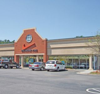 Calhoun Outlet Marketplace