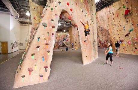 Inner Peaks Climbing Center