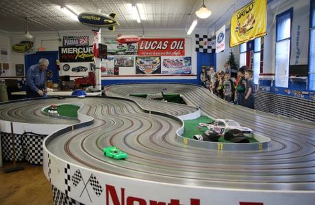 Slot Car Raceway