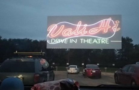 Vali-Hi Drive-in