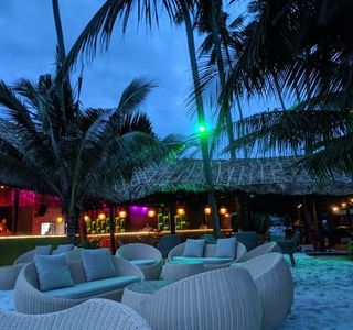 Chameleon Beach Bar
