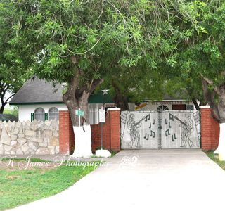 Little Graceland