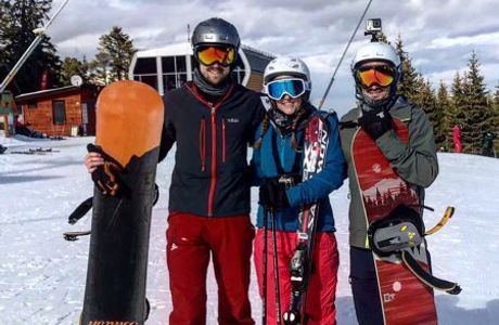 Yanakiev Ski and Snowboard School