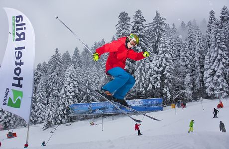 Borovets - Ski and Snowboard Day Lessons