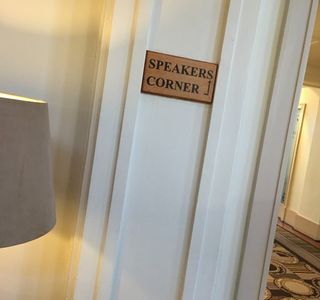 Speaker's Corner Bar