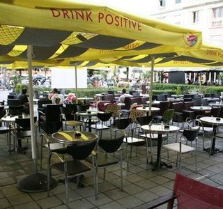 Caffe du Pont Tirana