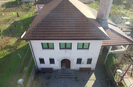 Podbreska dzamija
