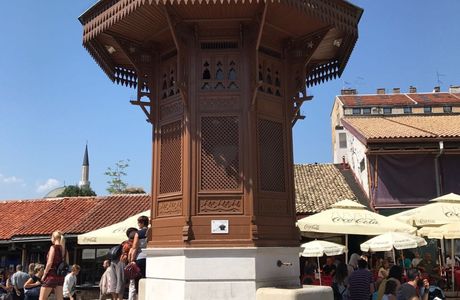 Sebilj Brunnen (Fountain)