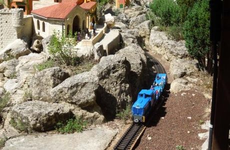 Le Jarditrain