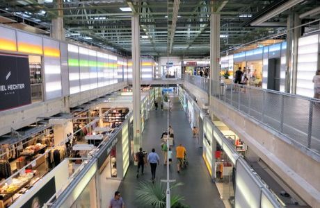 seemaxx Outlet Center