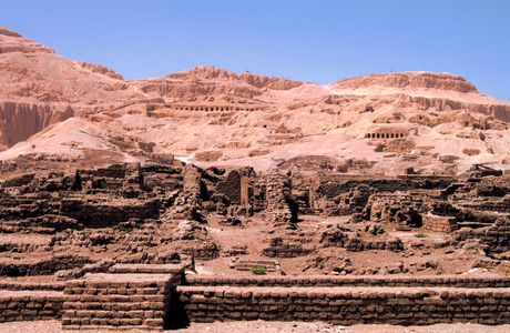 Valley of the Queens