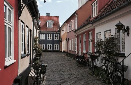 Hjelmerstald