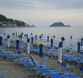 Il CHIOSCO- Bagni Manin Alassio