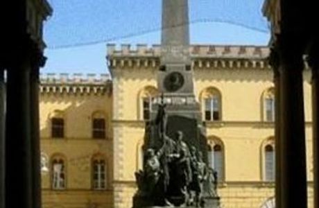 Monumento alla Famiglia Cairoli