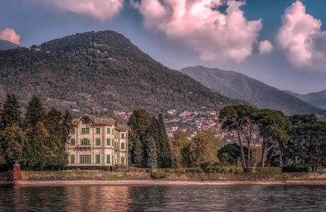 Lake Como Green Land