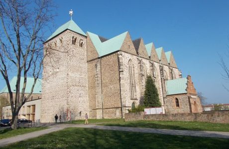 Katholische Universitaetskirche Sankt Petri, Magdeburg