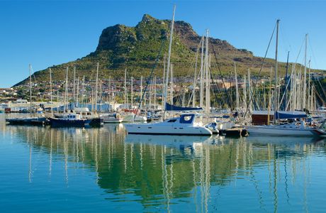 Hout Bay Beach