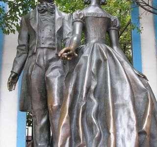 Sculptural Composition Natalya Goncharova and Aleksandr Pushkin