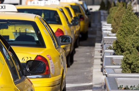 Mau Taxi Transfer