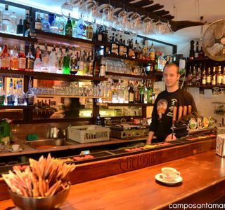 Chet Bar