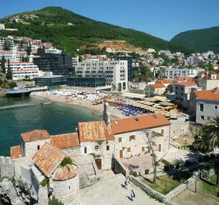Budva Leather