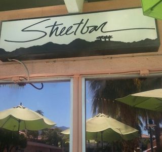 Street Bar
