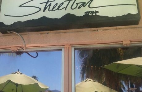 Street Bar