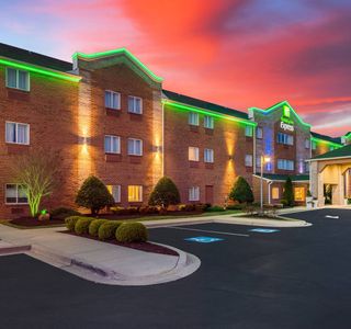 Chesapeake Antique Center