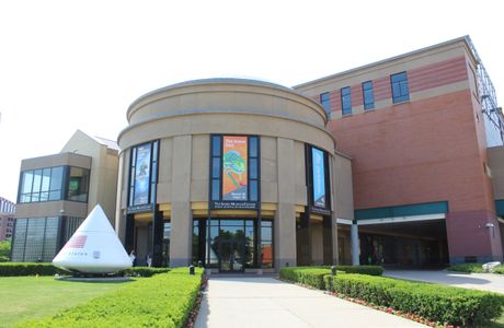 Grand Rapids Public Museum