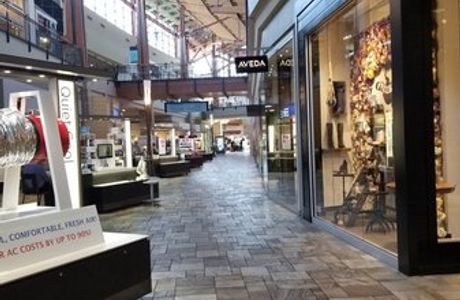 FlatIron Crossing Mall