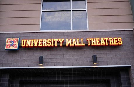 University Mall Theatres