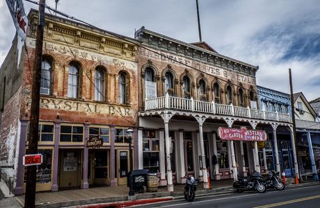 Wallace Street Photographic Emporium