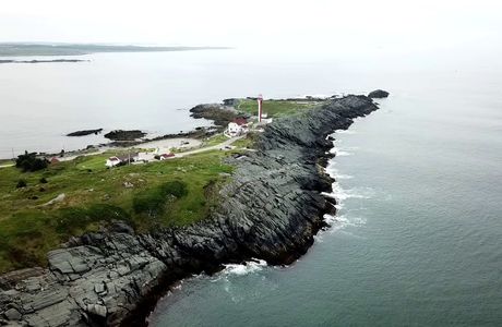 Coffin Island Lighthouse