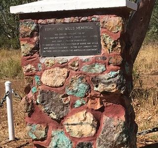 Burke&Wills Monument