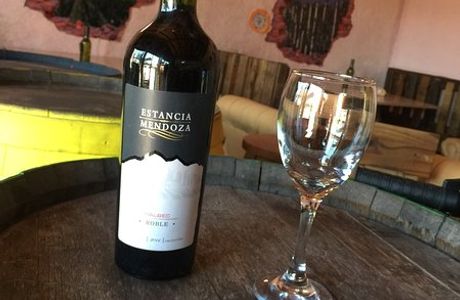 Vinoteca "La Botella" Wine Bar